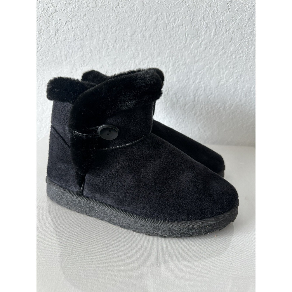 RUE21 Women's boots black, size 7‎ (L88)
